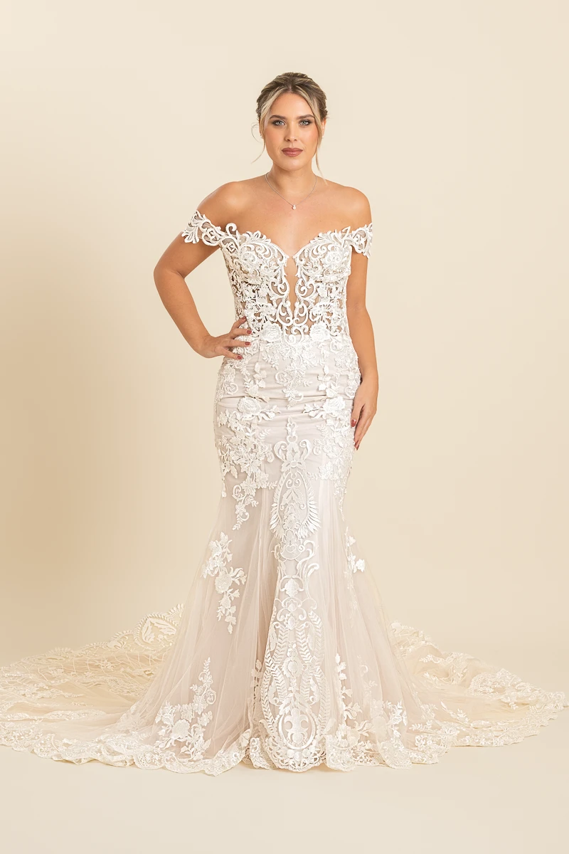 kanten strakke trouwjurk met sleep